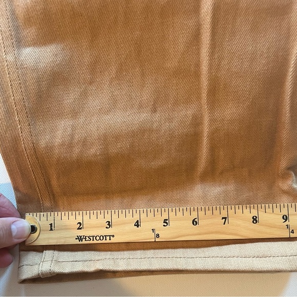 EUC Never Worn Men's Levi's 501 Button-Fly 46x32 Irregular Straight Leg Raw (L) - Picture 2 of 10